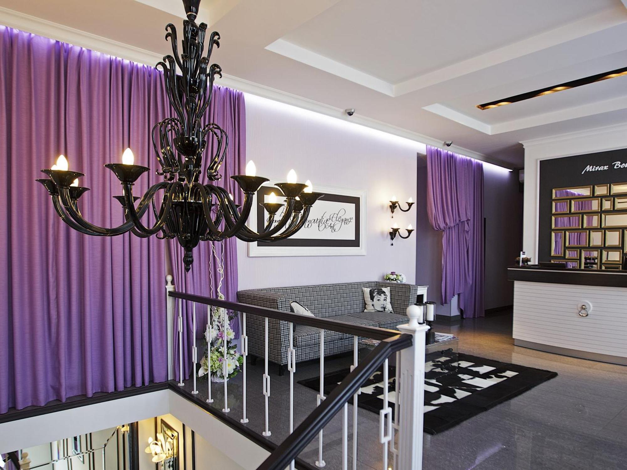 Mirax Boutique Hotel Kharkiv Exterior photo